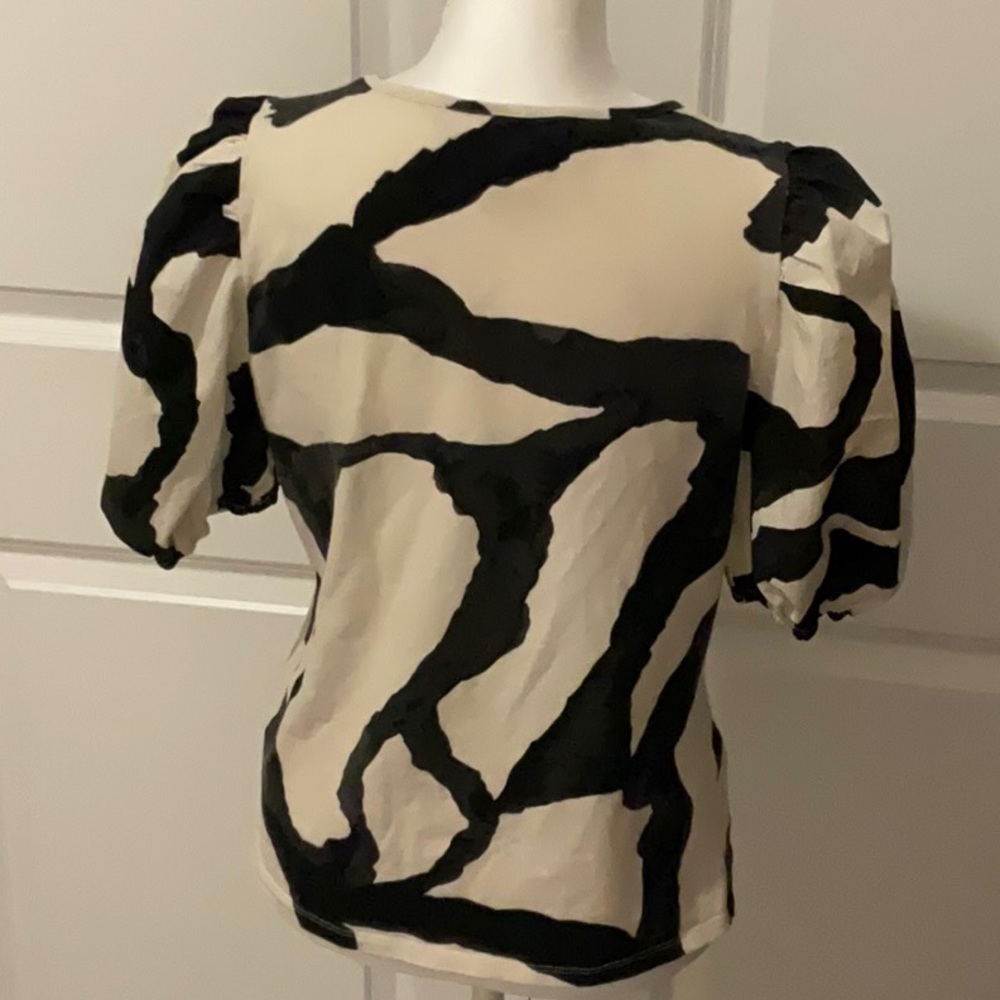 H&M Black and Cream Patterned Blouse - Picture 4 of 6